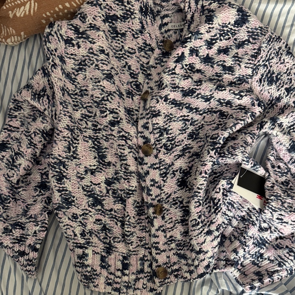 BNWT multicolored woman’s sweater